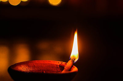 ದೇವರೇ ಇಲ್ಲದ ದೀಪಾವಳಿ!:ಪೆಜತ್ತಾಯರ ಪಟಾಕಿ ನೆನಪುಗಳು