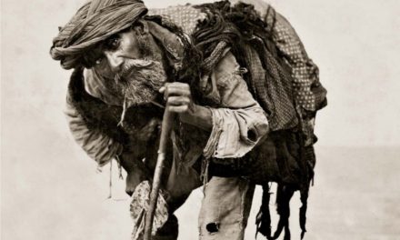 ಅವನೊಬ್ಬ ಹುಚ್ಚ.., ಇನ್ನೊಬ್ಬ ಸಂತ: ಅಬ್ದುಲ್ ರಶೀದ್ ಅಂಕಣ