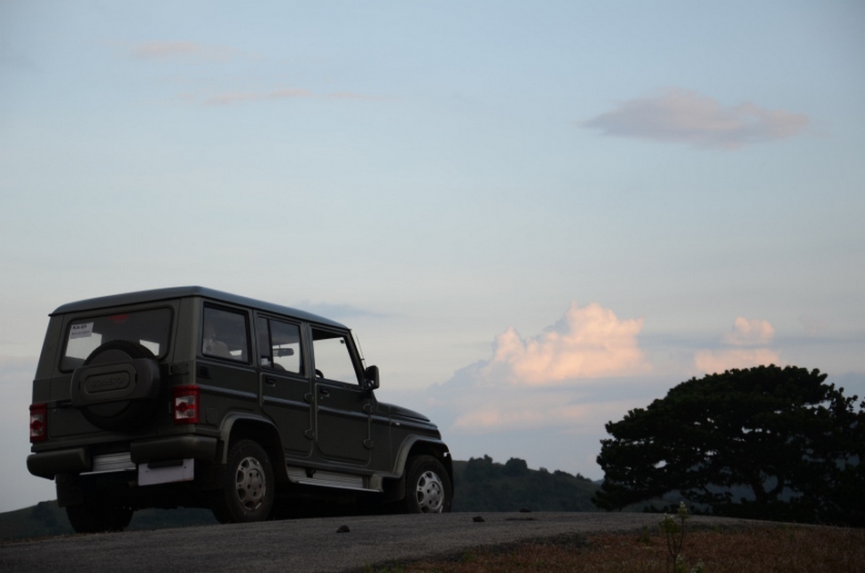 ಮೊಬೈಲು ಟವರು ಹತ್ತಿದ್ದ ಕಿಶೋರನ ಕಥೆ: ಅಬ್ದುಲ್ ರಶೀದ್ ಅಂಕಣ