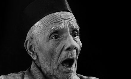 ಎ.ಎನ್. ಮುಕುಂದ ತೆಗೆದ ಜಿ.ಬಿ.ಜೋಶಿಯವರ ಚಿತ್ರ.