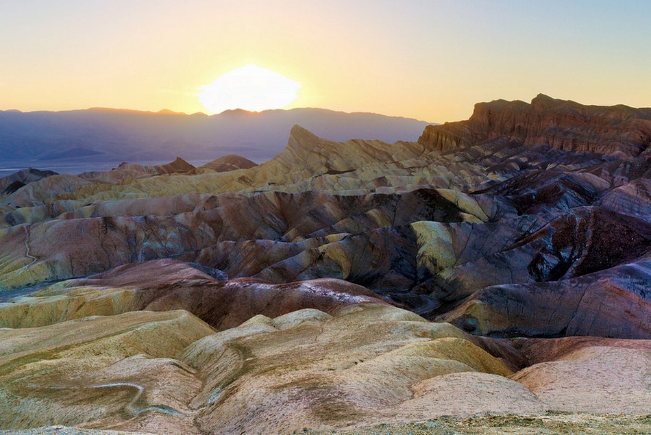 ಸಾವಿನ ಕಣಿವೆಯಲ್ಲೊಂದು ದಿನ:ವಲಸೆ ಹಕ್ಕಿ ಬರೆದ ಪ್ರವಾಸ ಕಥನ