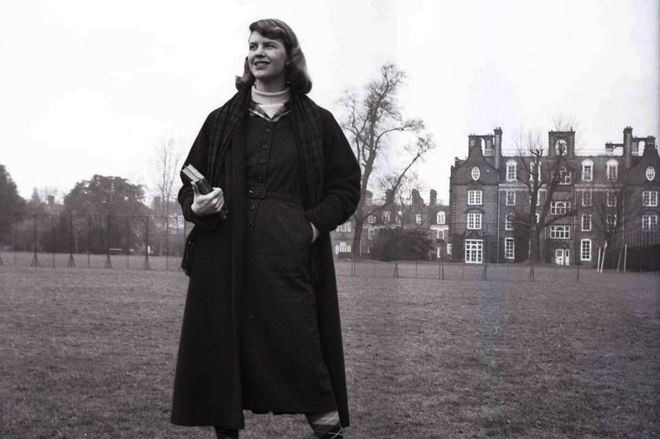 ನಮ್ಮ ಆತ್ಮ ಒರಗಿ ಸುಧಾರಿಸಿಕೊಳ್ಳುವುದಕ್ಕೆ ಇನ್ನೊಂದು ಆತ್ಮ ಬೇಕು, ನಮ್ಮನ್ನು ಬೆಚ್ಚಗಿಡುವುದಕ್ಕೆ ಇನ್ನೊಂದು ಮೈಯಿ ಬೇಕು