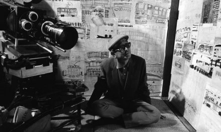 ಶಿಖರದ ತುದಿಯಲ್ಲಿ ಕಿವಿಯಲ್ಲುಸುರುವ ತಂಗಾಳಿ