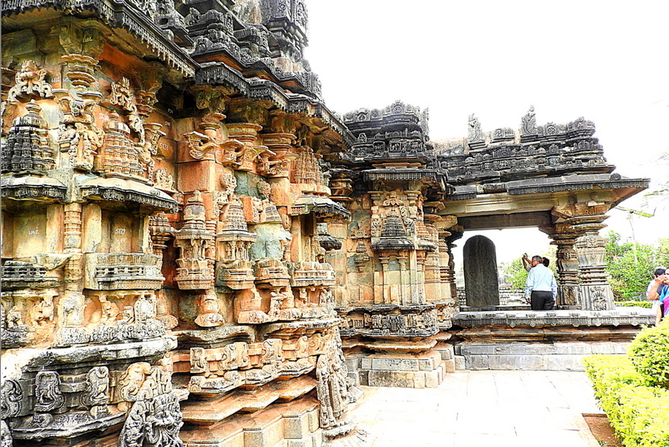 ಹಿರೇಹಡಗಲಿಯ ಕಲ್ಲೇಶ್ವರ: ಟಿ.ಎಸ್. ಗೋಪಾಲ್ ಬರೆಯುವ ದೇಗುಲಗಳ ಸರಣಿ