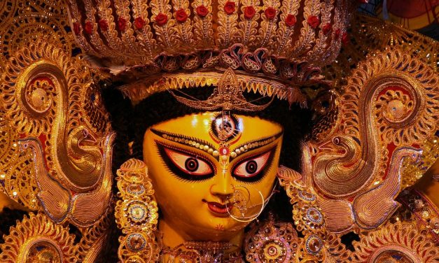 ಶರತ್ಕಾಲದ ಇಂಗ್ಲಿಷ್ ದಸರಾ: ಯೋಗೀಂದ್ರ ಮರವಂತೆ ಅಂಕಣ