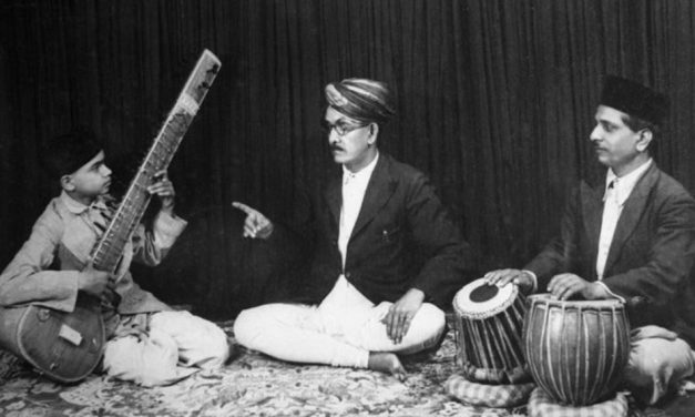 ಜಾತಿಯೆಂಬ ತಡೆರೇಖೆಗಳನ್ನು ದಾಟಿಕೊಂಡು..