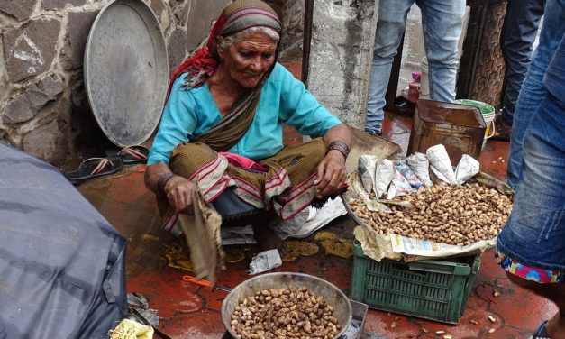 ವಿಜಾಪುರ ನಗರಿಯ ರಂಗು, ವಿಸ್ಮಯಗಳು
