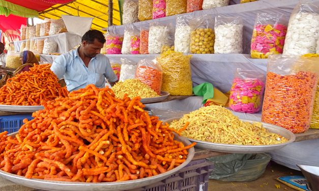 ‘ಭಕ್ತರಿಗೆ ಭಾಗ್ಯ ಕೊಡು. ಮಕ್ಕಳಿಗೆ ಬಡತನ ಕೊಡು’