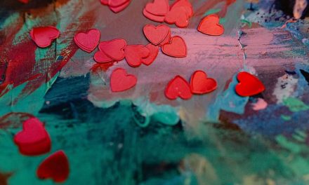 ಪ್ರೇಮದ ಬೆಳಕು ಹೊತ್ತ ಒಂದಿಷ್ಟು ಕವಿತೆಗಳು