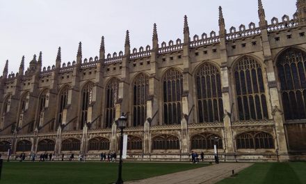 ಇಂಗ್ಲೆಂಡ್ ನ ವಿಶ್ವವಿದ್ಯಾಲಯಗಳ ಪಡಸಾಲೆಯಲ್ಲಿ