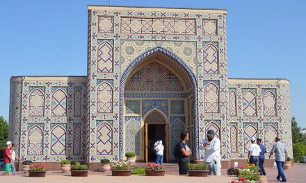 ಉಜ್ಬೆಕಿಸ್ತಾನದ ನೆನಪಿನಲ್ಲಿ ಇತಿಹಾಸದ ನೋಟಗಳು