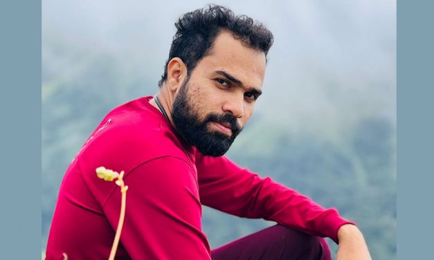 ಕತೆ ಹೇಳಿಸಿಕೊಳ್ಳುವ ಉಮ್ಮ, ಪುಸ್ತಕ ಕೊಡಿಸು ಎನ್ನುವ ಬಾಪಾ