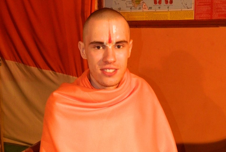 ಕಾವಿಧಾರಿಗಳೊಂದಿಗೆ ಕಳೆದ ಕಾಲದ ಮೆಲುಕುಗಳು…