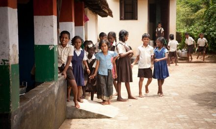 ಶಾಲಾ ಕಾಲೇಜು ದಿನಗಳ ಮೆಲುಕು