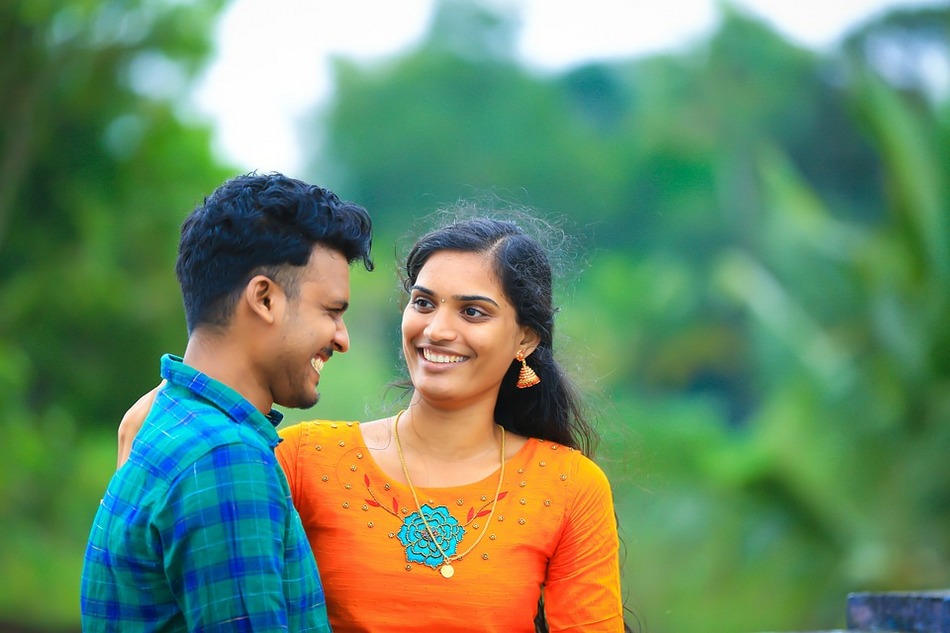 ಆಡಿಕೊಳ್ಳುವ ಬಾಯಿಗೊಂದು ಬೀಗ…