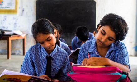 ಕಾಷ್ಟತಲ್ಪದೊಂದಿಗೆ ಗ್ರೂಪ್ ಸ್ಟಡಿ: ಸುಮಾವೀಣಾ ಸರಣಿ