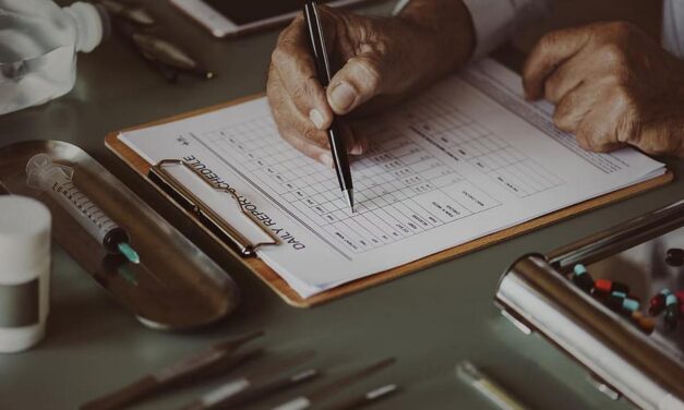 ಮದ್ದು-ಗುಂಡುಗಳು ಮತ್ತು ಮಾಫಿಯಾ!: ಗುರುಪ್ರಸಾದ ಕುರ್ತಕೋಟಿ ಸರಣಿ