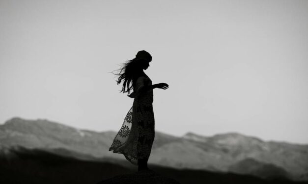 ಒಂದು ಸುಳ್ಳು ಒಂದು ಸತ್ಯ: ಆಶಾ ಜಗದೀಶ್ ಅಂಕಣ