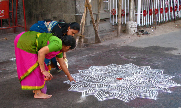 ಮನಸ್ಸರಳಿಸುವ ಮೋಹಕ ರಂಗೋಲಿ: ಸುಮಾವೀಣಾ ಸರಣಿ